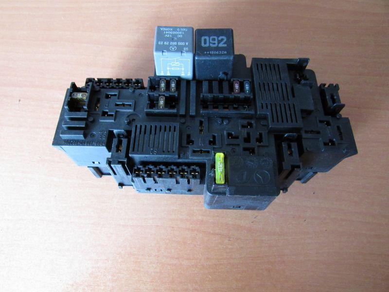 блок предохранителей Mercedes-Benz E-Класс W213/S213/C238/A238 2016, 2139062302 - фото №1