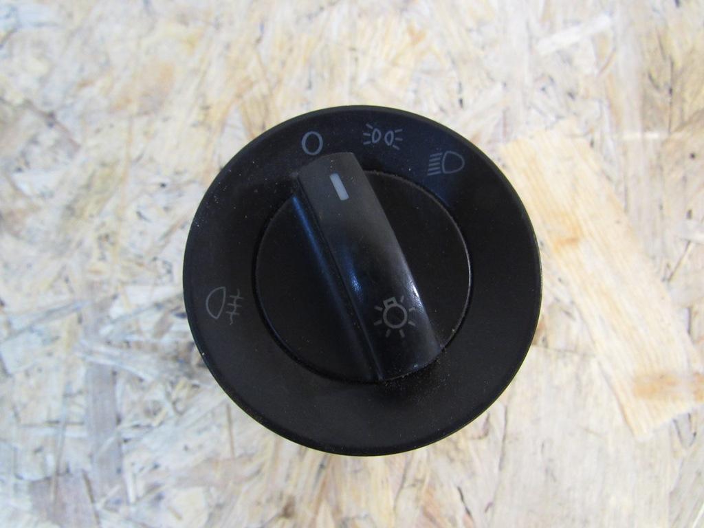 переключатель света Volkswagen Transporter T5 2006, 6Q0941531B - фото №1