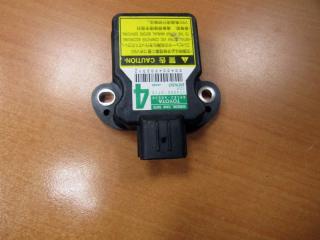 датчик ускорения Toyota Land Cruiser J200 2011, 89183-60030