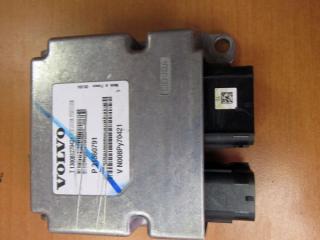 Датчик системы защиты пешеходов Volvo V40 Cross Country 1 поколение 2012, P31360791