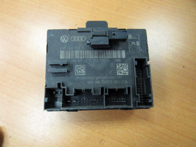 модуль управления двери Audi A5 8T 2009, 8T0959793G - фото №1