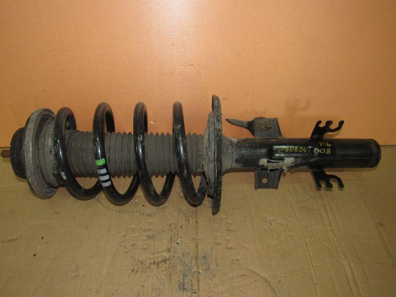 амортизатор передний правый Volkswagen Multivan T6 2015, 2.0 л., дизель - фото №1