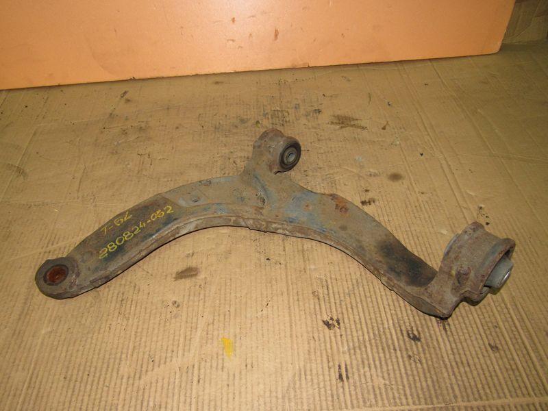 рычаг передний левый Volkswagen Multivan T6 2015, 2.0 л., дизель - фото №1