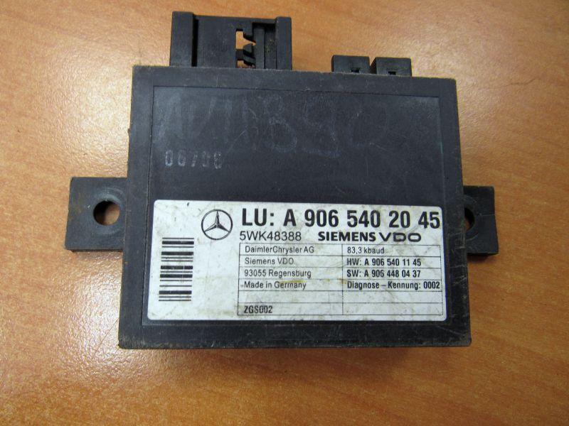 блок управления (другие) Mercedes-Benz Sprinter 2 поколение (W906) 2012, 9065402045 - фото №1