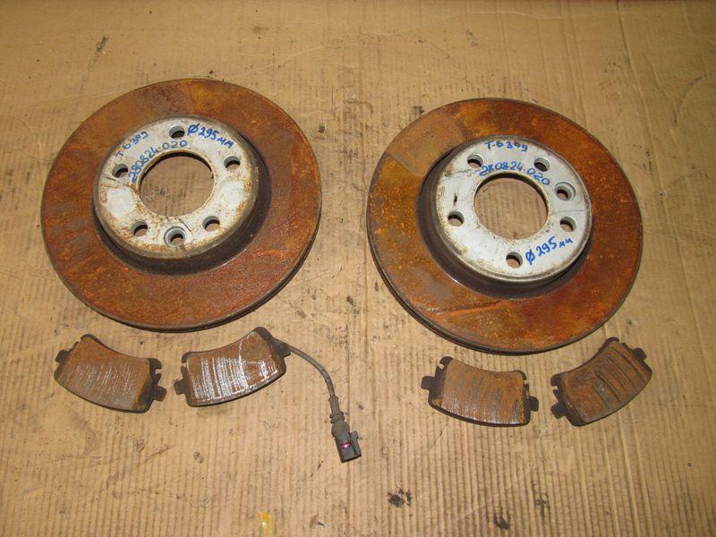 диски тормозные задние Volkswagen Multivan T6 2016, 2.0 л., дизель - фото №1