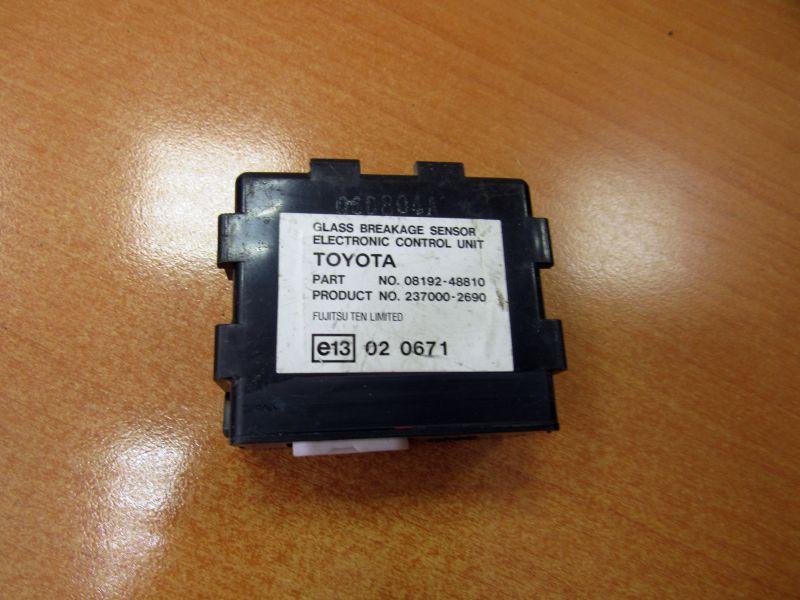 блок управления (другие) Toyota RAV4 2 поколение (XA20) 2002, 237000-2690 - фото №1