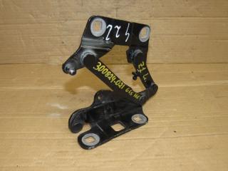 петля капота левая Mercedes-Benz GLS-Класс X166 2015, A1668800028