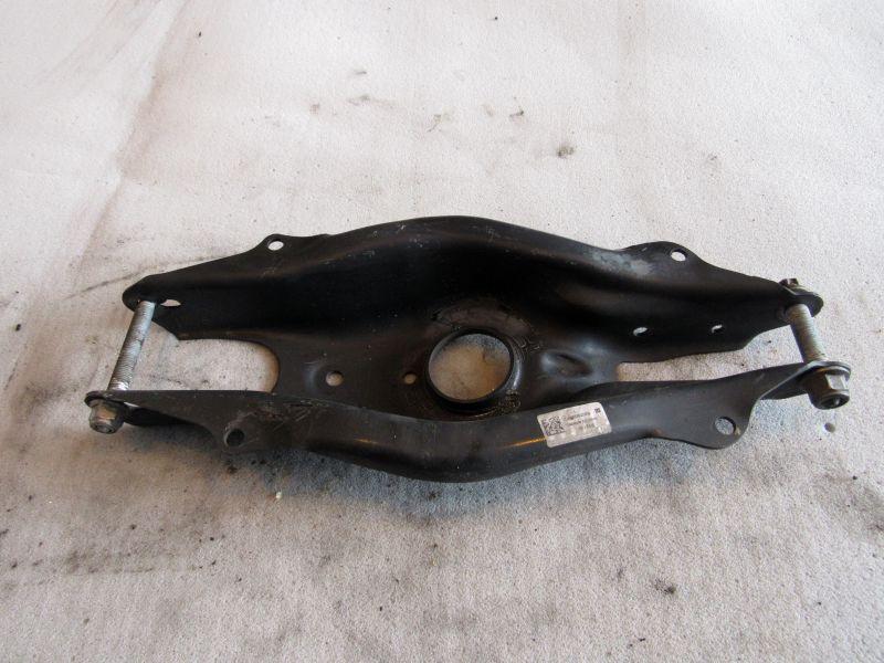 рычаг задний нижний Mercedes-Benz E-Класс W213/S213/C238/A238 2018, 2.0 л., дизель, АКПП, 2053522000 - фото №1