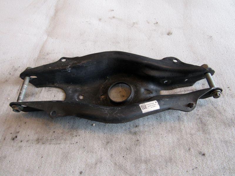 рычаг задний нижний Mercedes-Benz E-Класс W213/S213/C238/A238 2018, 2.0 л., дизель, АКПП, 2053522000 - фото №1