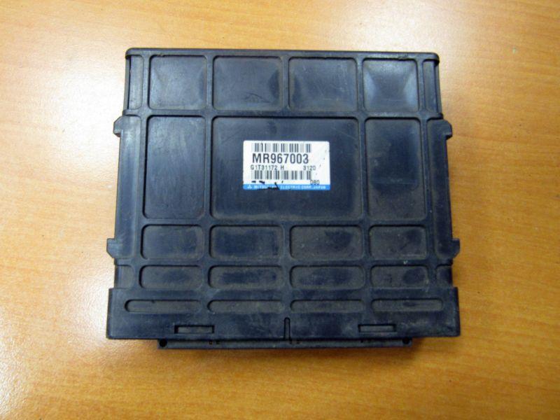 блок управления АКПП Mitsubishi Pajero 3 поколение 2002, MR967003 - фото №1