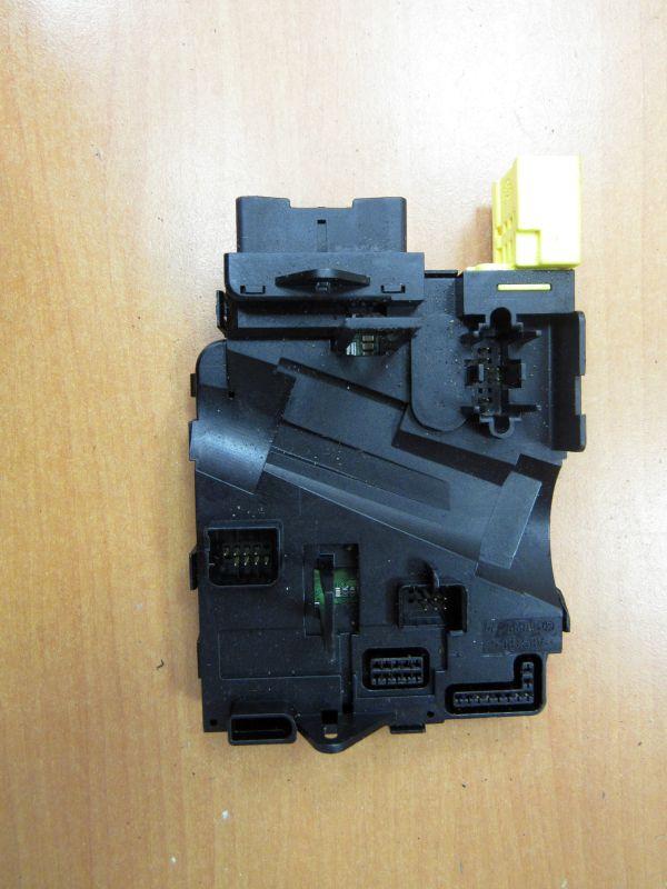 блок управления коммутационным центром Volkswagen Golf 6 поколение 2008, 1K0953549CP - фото №1