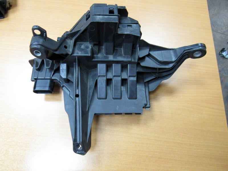 блок предохранителей Mercedes-Benz E-Класс W213/S213/C238/A238 2016, 2135400350 - фото №1