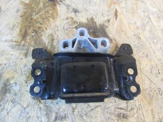 подушка крепления двигателя Volkswagen Passat B8 2016, 2.0 л., дизель, универсал, 5Q0199555AD