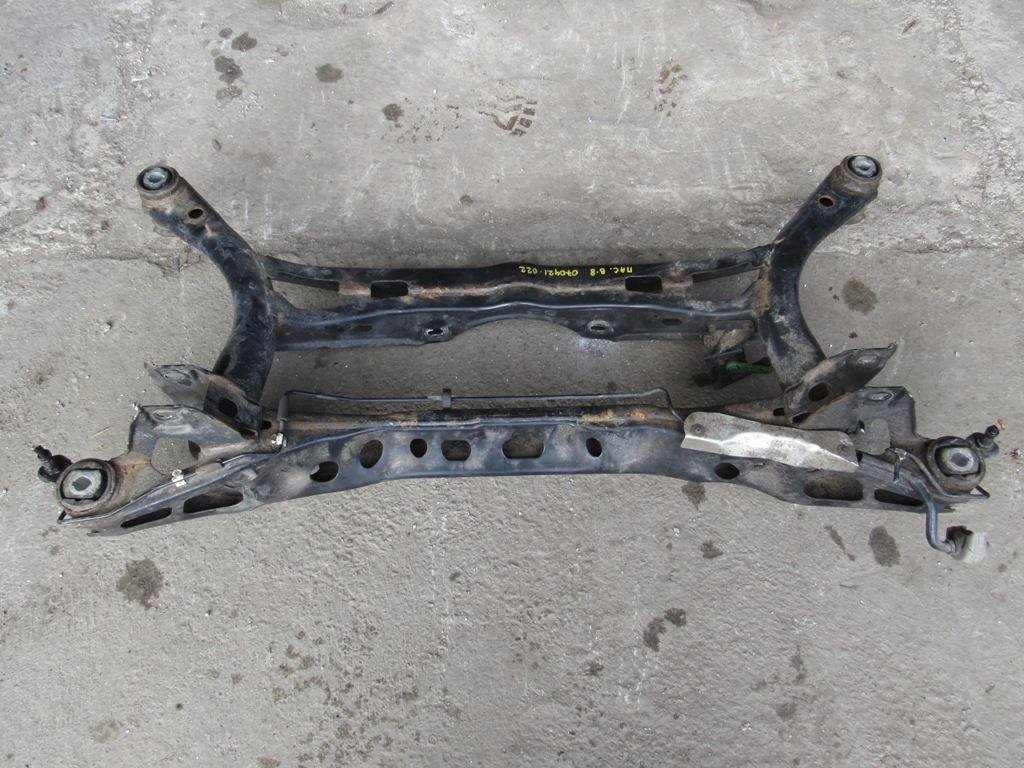 балка подвески задняя Volkswagen Passat B8 2016, 2.0 л., дизель, универсал - фото №1