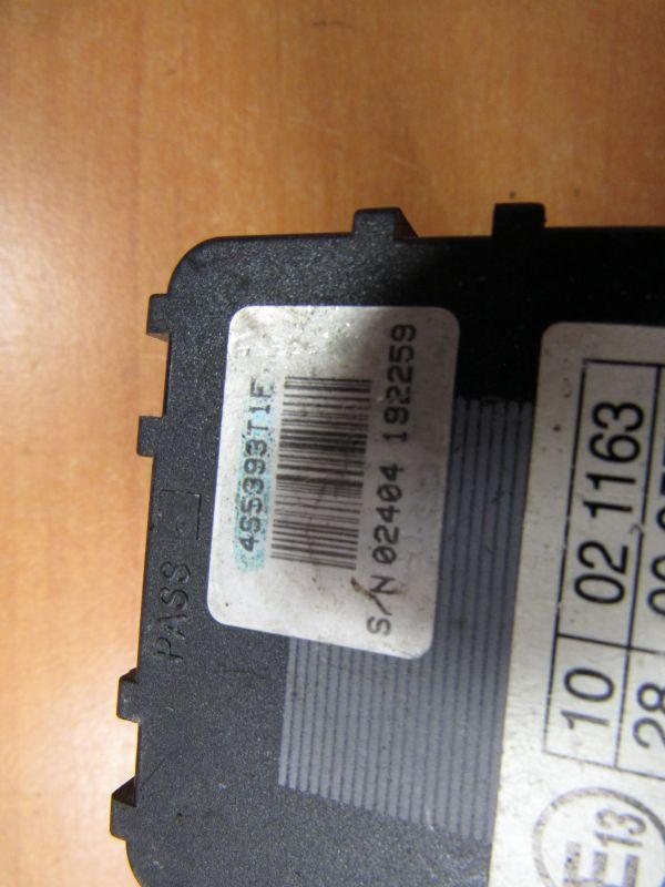 сигнал (клаксон) Toyota Land Cruiser J200 2007, 89040-60040 - фото №1