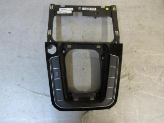 рамка обрамление кулисы Volkswagen Passat B8 2016, 2.0 л., дизель, универсал, 3G1864263