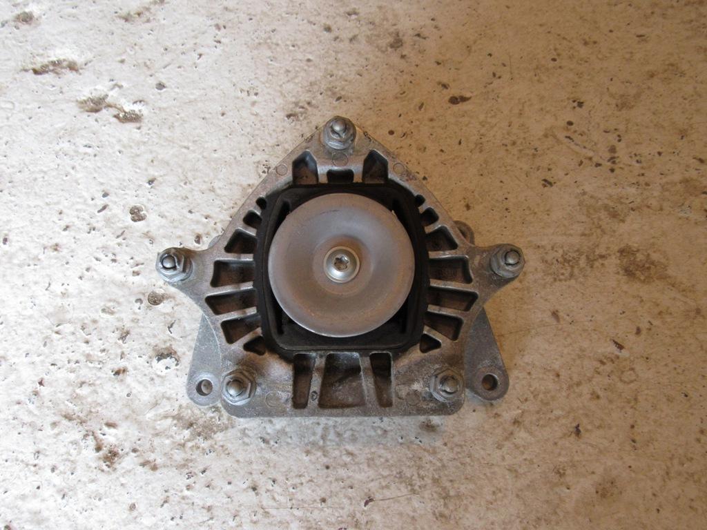 подушка крепления КПП Mercedes-Benz S-Класс W222/C217/A217 2013, 2222406800 - фото №1