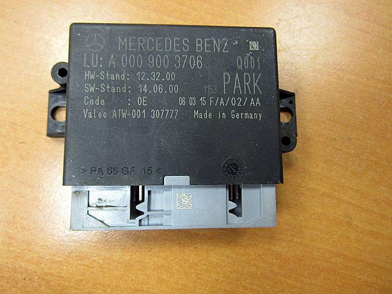 блок управления (другие) Mercedes-Benz CLS-Класс C218/X218 2011, 0009003706 - фото №1