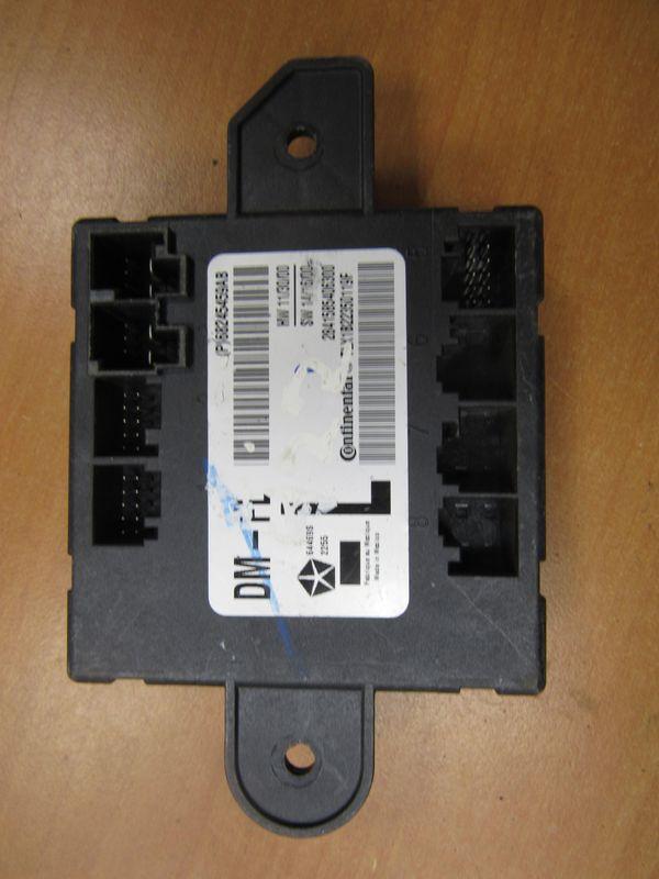 модуль управления двери Jeep Cherokee 5 поколение 2015, P68245459AB - фото №1