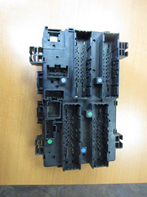 блок предохранителей Jeep Cherokee 5 поколение 2015, P68251627AB - фото №1