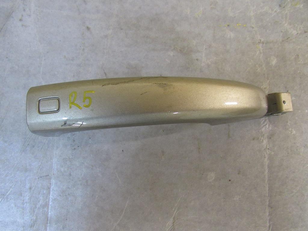 ручка наружная задняя правая Audi A4 B8/8K 2010, 8T0837205A - фото №1