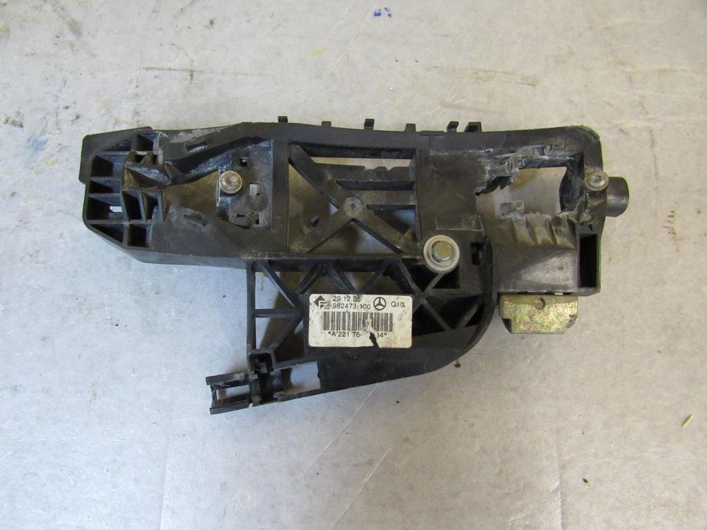 скелет ручки двери задней левой Mercedes-Benz S-Класс W221 2009 - фото №1