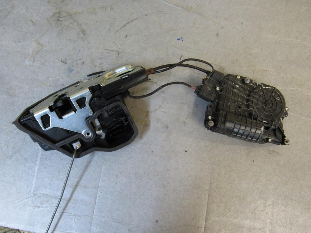 замок двери задней правой BMW 5 серия F07/F10/F11 2009, 7185688 - фото №1