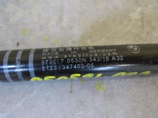 амортизатор капота BMW 5 серия G30/G31 2016, 7347403