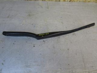 щеткодержатель (поводок стеклоочистителя, дворник) BMW 7 серия F01/F02 2012, 7182459