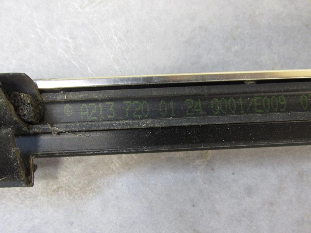 молдинг двери передней левой Mercedes-Benz E-Класс W213/S213/C238/A238 2016, 2137200124 - фото №1