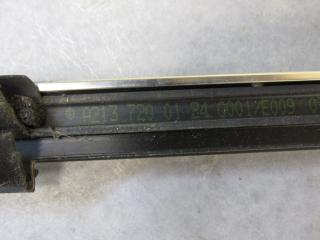 молдинг двери передней левой Mercedes-Benz E-Класс W213/S213/C238/A238 2016, 2137200124