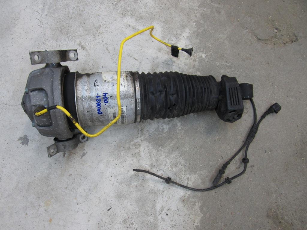 пневмостойка задняя Volkswagen Touareg 1 поколение 2005, 7L6512022E - фото №1