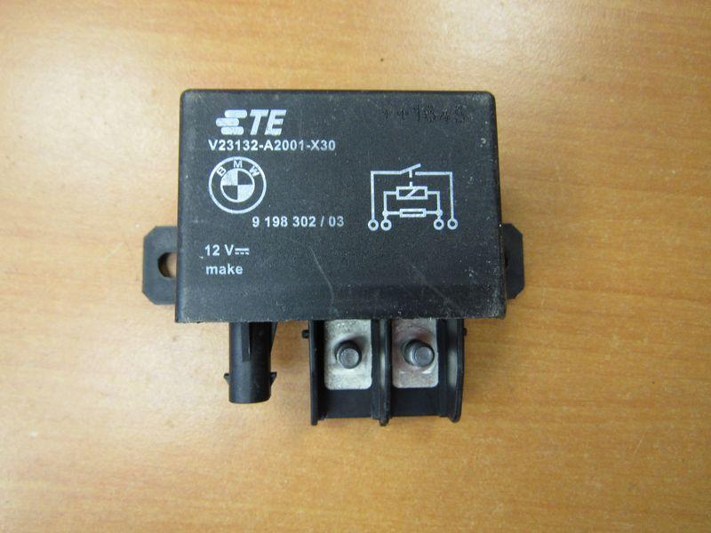 блок управления вентилятором (реле) BMW 5 серия F07/F10/F11 2009, 9198302 - фото №1