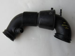 патрубок (трубопровод, шланг) Audi Q7 4M 2016, 057129615E