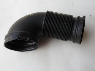 патрубок (трубопровод, шланг) Audi Q7 4M 2016, 057129616B