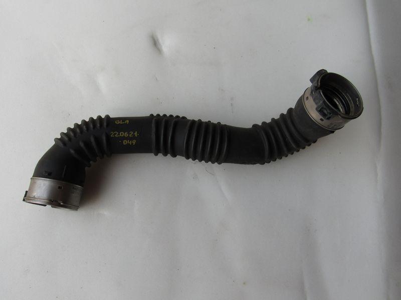 патрубок интеркулера Mercedes-Benz GLA-Класс X156 2013, 2465200101 - фото №1