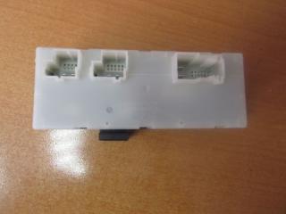 блок управления крышкой багажника BMW 7 серия G11/G12 2015, 8739634