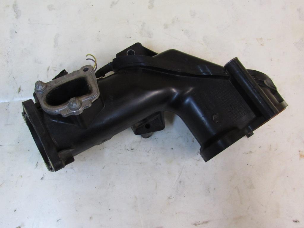 патрубок (трубопровод, шланг) Mercedes-Benz S-Класс W222/C217/A217 2016, 6420901637 - фото №1