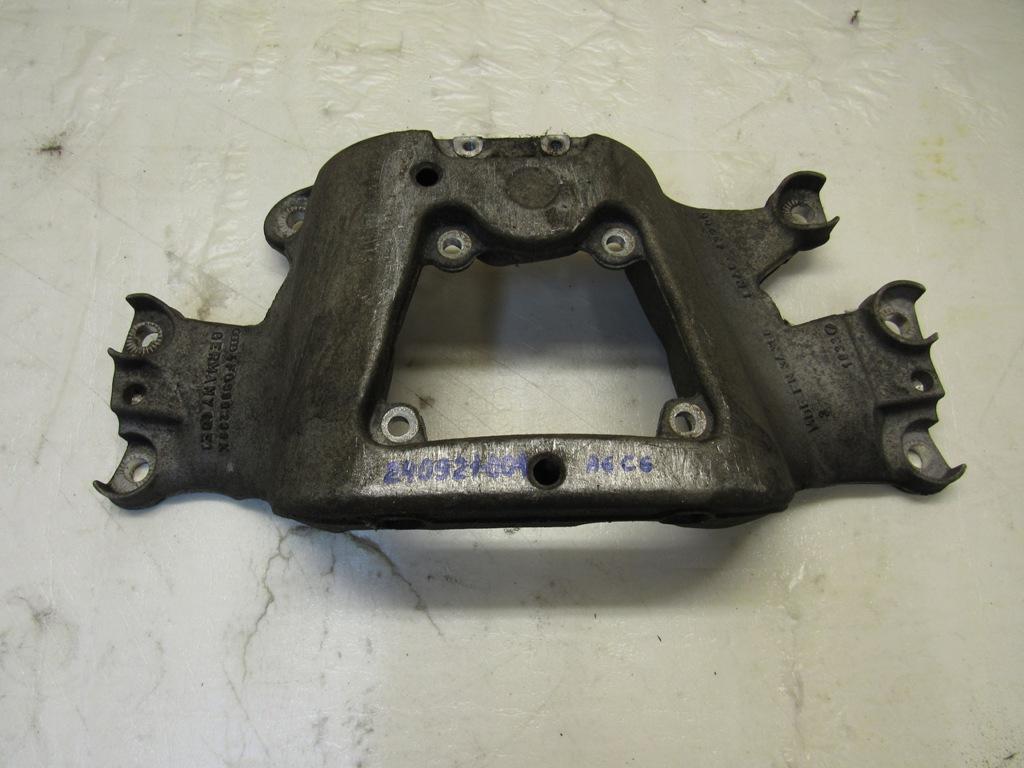 кронштейн КПП Audi A6 4F/C6 2006, 4F0399263X - фото №1