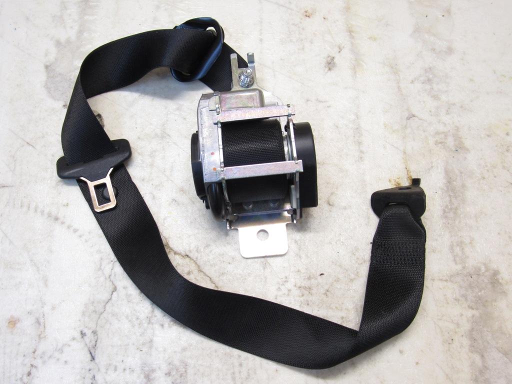 ремень безопасности Mercedes-Benz M-Класс W166 2014, 3.0 л., дизель, АКПП, внедорожник 5 дв., 1668602886 - фото №1