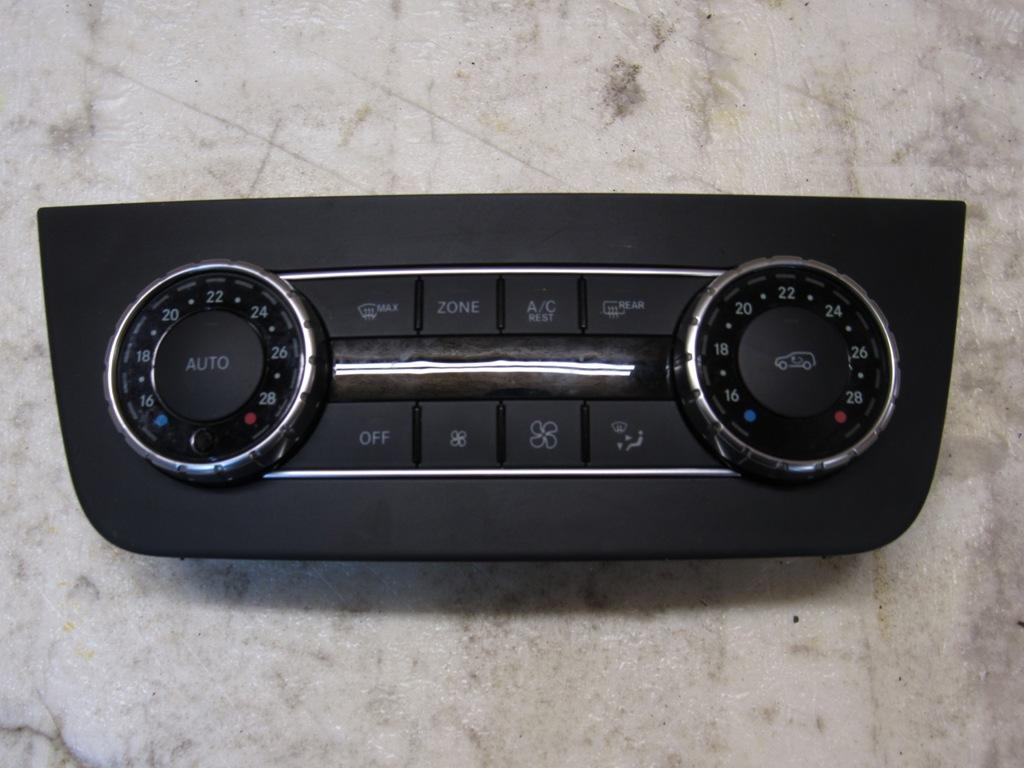 блок управления печки / климат-контроля Mercedes-Benz M-Класс W166 2014, 3.0 л., дизель, АКПП, внедорожник 5 дв., 1669001704 - фото №1