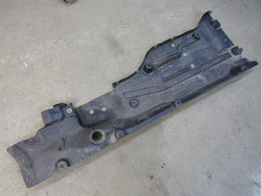 защита днища Mercedes-Benz M-Класс W166 2014, 3.0 л., дизель, АКПП, внедорожник 5 дв., 1666809207 - фото №1