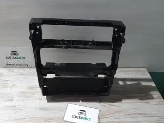 рамка под магнитолу Mercedes-Benz C-Класс W202/S202 [рестайлинг] W202 1999, 2.2 л., CDi, OM 611.960, дизель, МКПП, серебро, седан, задний привод