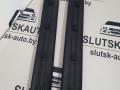 накладка на порог внутренняя BMW 3 серия E90/E91/E92/E93 2006, 1.8 л., бензин, МКПП, серебристый металлик, седан, правый руль - фото №2