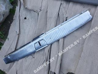 накладка внутренняя на заднюю панель кузова Mercedes-Benz E-Класс W211/S211 2005, универсал