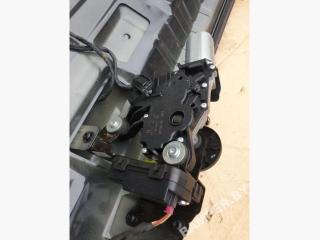 моторчик заднего стеклоочистителя (дворника) BMW 5 серия E60/E61 2007, универсал