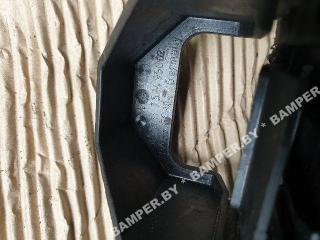 кронштейн радиатора BMW 3 серия E90/E91/E92/E93 2006, 2.5 л., бензин