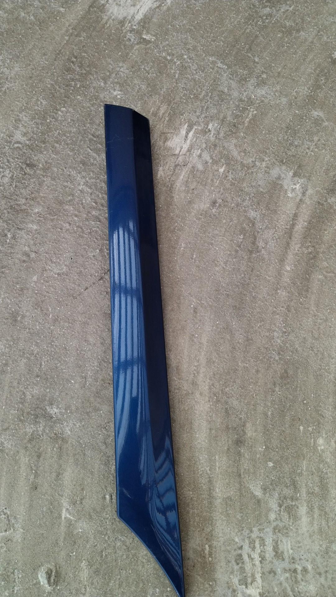 молдинг крыла заднего левого Mercedes-Benz C-Класс W203/S203/CL203 2002, 2.2 л., дизель, АКПП, синий, хетчбэк 3 дв., правый руль - фото №1