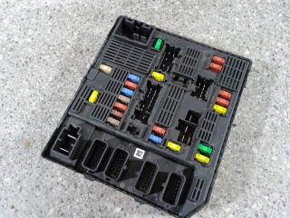 блок предохранителей Renault Scenic 3 поколение (2009 - 2012), 1.5 л., DCi, K9K 836, дизель, 284B67924R, 0331143000721EF