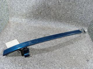 ресничка (ус) правой фары Toyota Avensis 1 поколение (T220) (1997 - 2000)